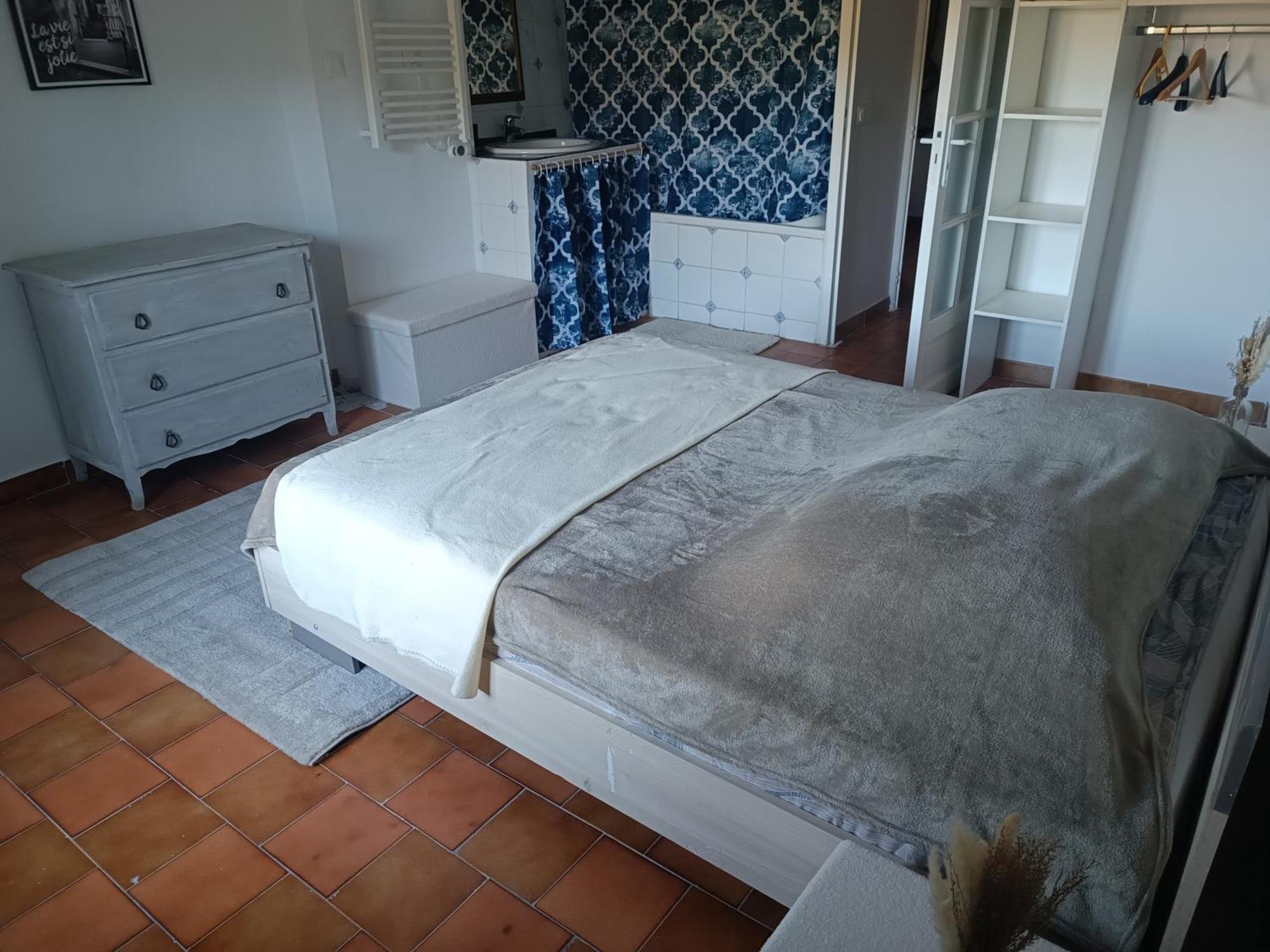 Au Puits De Figa Apartment Figanieres ภายนอก รูปภาพ